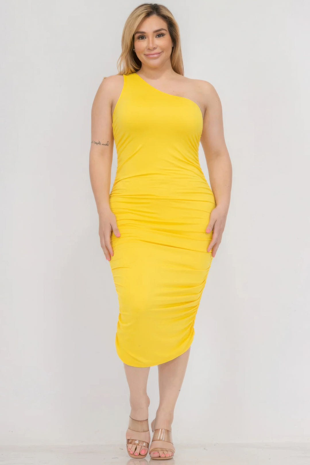 Plus Size Sexy Solid Color Ruched One Shoulder Midi Bodycon Dress Yellow