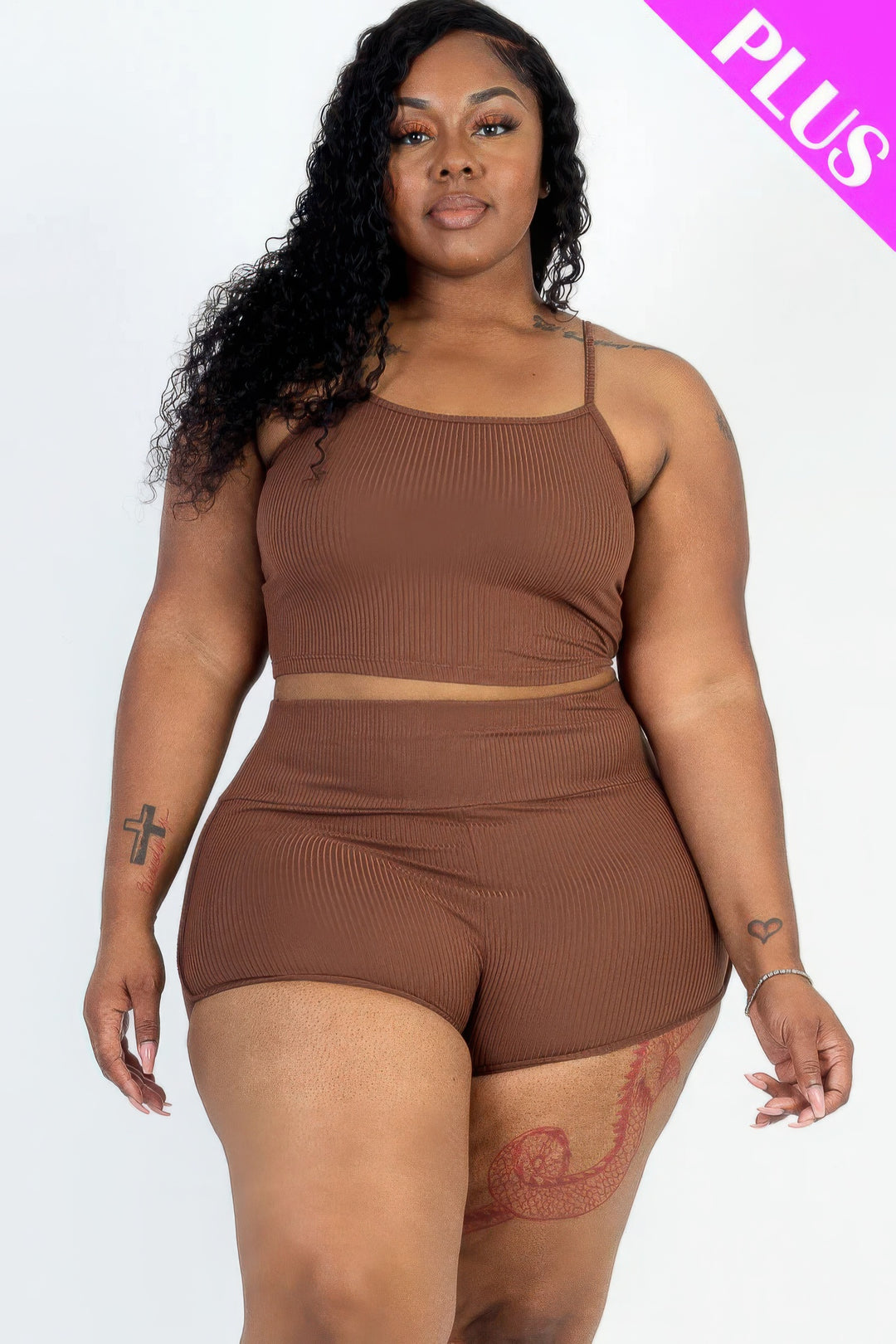 Plus Size Ribbed Cami Crop Top & Ruched Shorts Set Brown