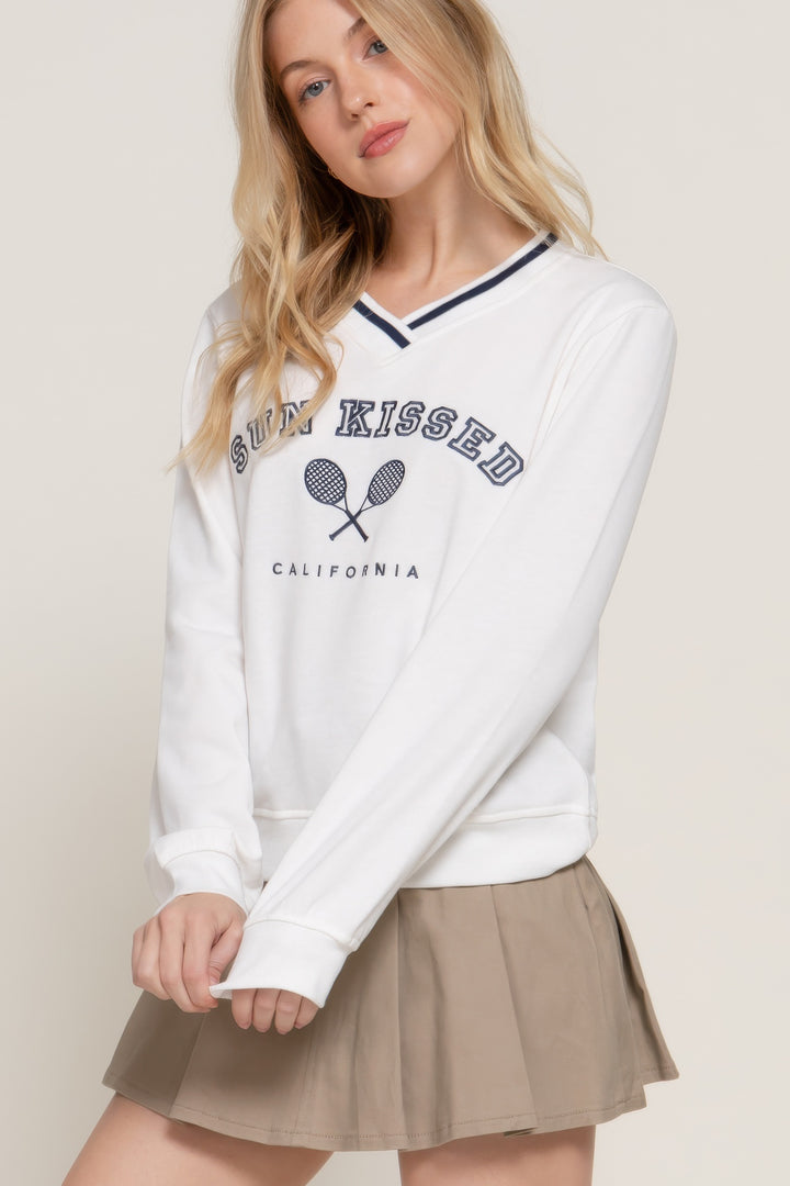 Long Sleeve V-neck Embroidered Sweatshirt White