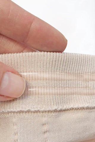 CURVEEZ Briefs Signature Control